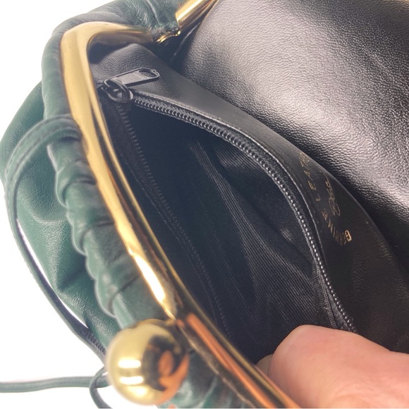 Vintage ETRA Hunter Green small shoulder/crossbody purse, all leather, Very chic - Picture 3 of 9